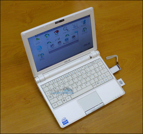 Asus Eee PC 900 - "dospělejší Éčko"