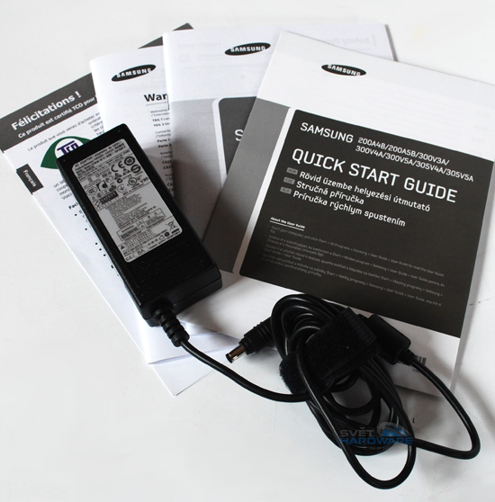 Samsung 305V5A: AMD CrossFire levně