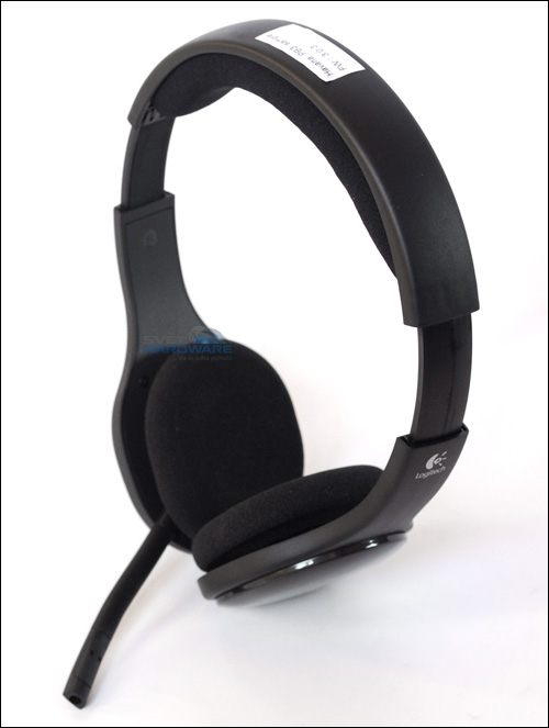 Logitech H800: bezdrátově přes USB i Bluetooth