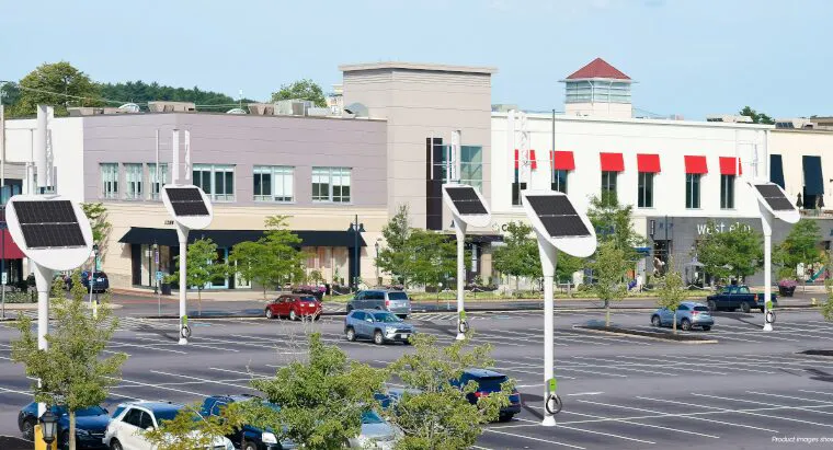 BeamSpot, pouliční lampy se solárem, větrnou elektrárnou a baterií pro nabíjení EV