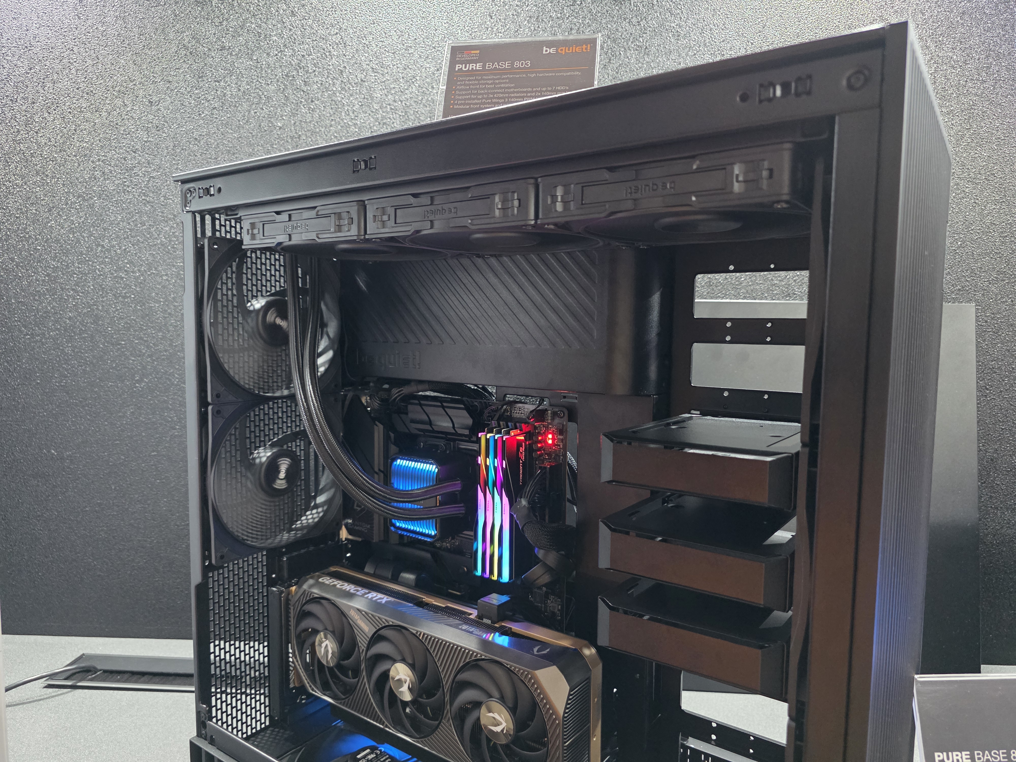 be quiet! Pure Base 803