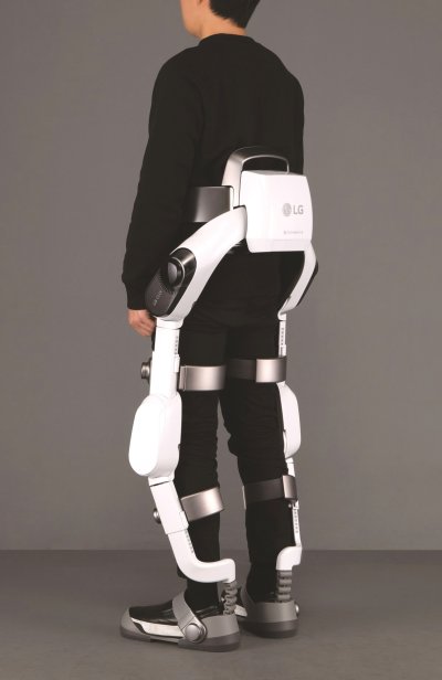 LG uvede exoskeleteon CLOi SuitBot