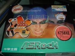 Základní deska s čipovou sadou SIS 748 od ASRock