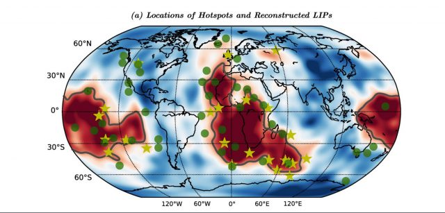 Novinky o Zemi: pátá vrstva a zbytky planety Theia