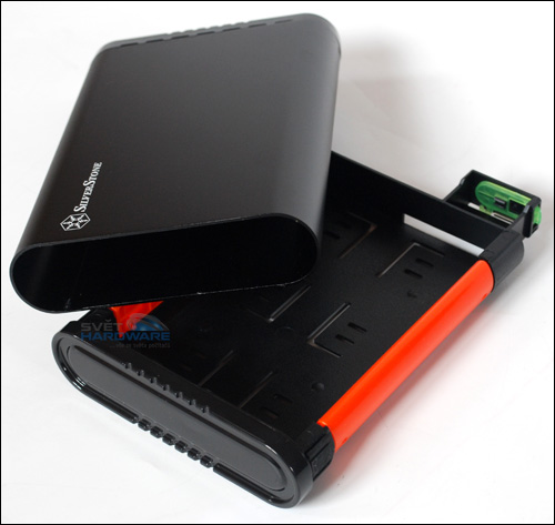 SilverStone a dva HDD boxy s USB 3.0