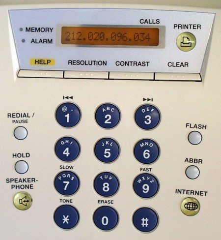 Chcete mailovat i faxem ? Pořiďte si Panasonic UF-E1-YJ