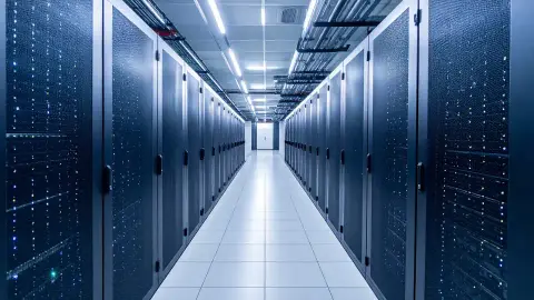 Datová centra nejen pro AI čelí dalšímu problému. Chybí jim HW i energie