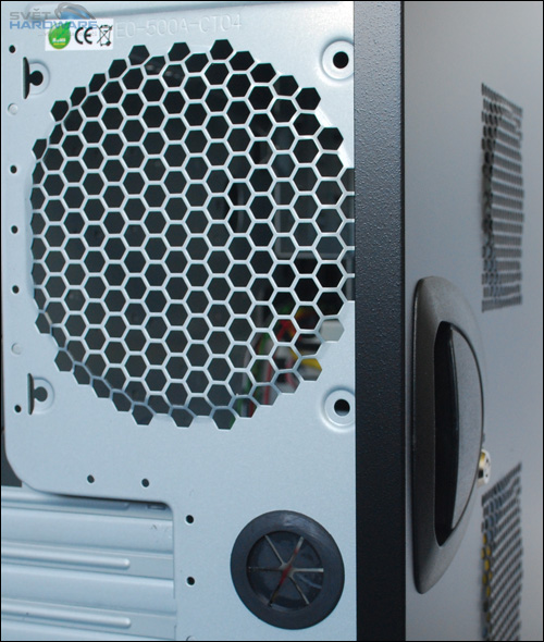 Chieftec CH-09B-B-OP: kvalitní klasika