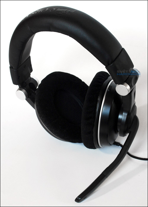 Corsair HS1A: masivní headset