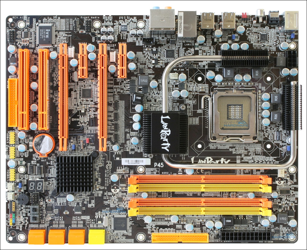 DFI vs. Gigabyte: P45 na dva způsoby