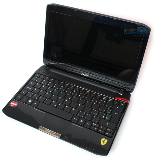 Acer Ferrari One 200: vyvážený cestovatel