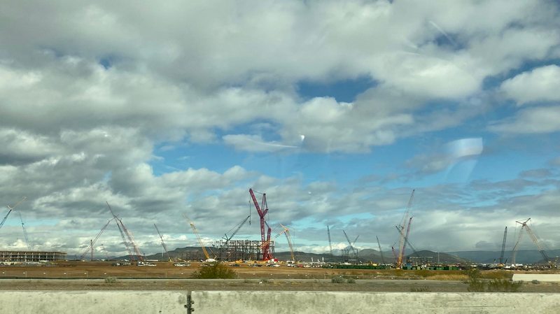 TSMC nasadilo vysoké tempo stavby v Arizoně, pracuje tam 24 jeřábů