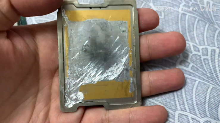 Nové snímky Intel Sapphire Rapids ukazují na 80 fyzických jader