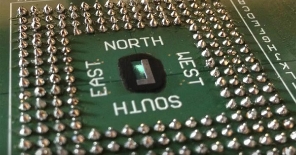 Nový čip z MIT: miliony tranzistorů a 850 optických elementů