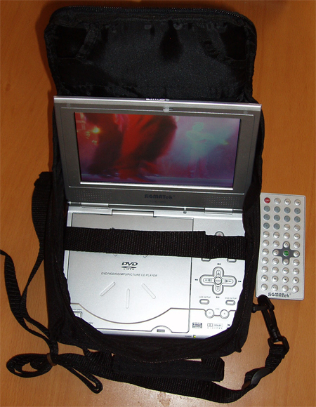 PDX 1000 DVD Mobile Theater - multimédia na cesty