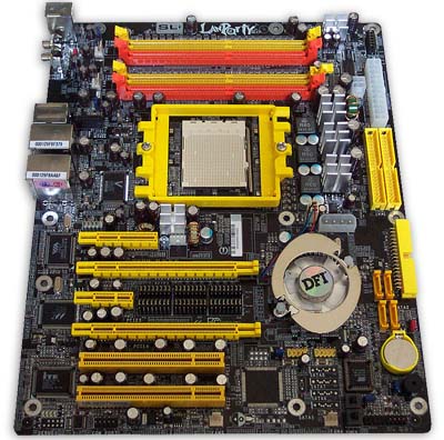 Abit vs. DFI vs. EPoX: závěrečné srovnání