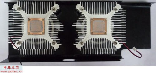 Fotografie a první testy Sapphire HD 4850 X2, PowerColor HD 4830