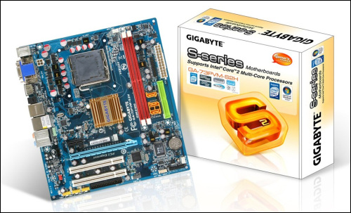 Gigabyte GA-73PVM-S2H: Integrovaná GF 7100 pro Intel