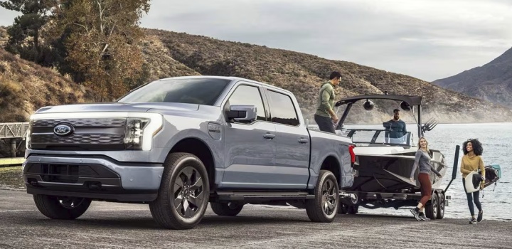 Ford a GM budou využívat Superchargery Tesly, té to prý přinese 3 mld. USD ročně