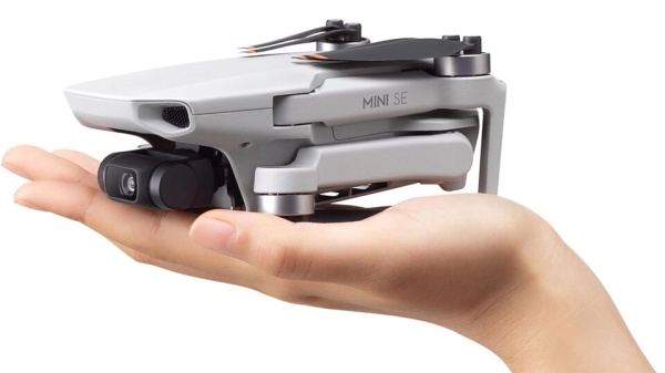 DJI představuje kompaktní dron Mini SE: váží méně než 250 gramů
