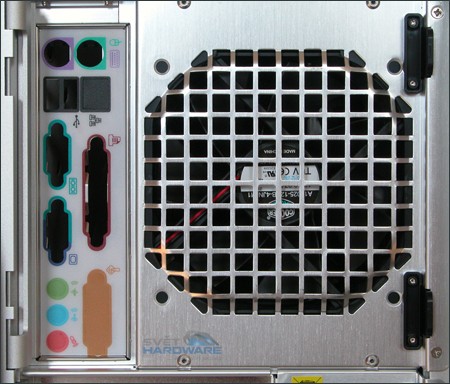 Cooler Master CM Stacker 830: hliníkový titán