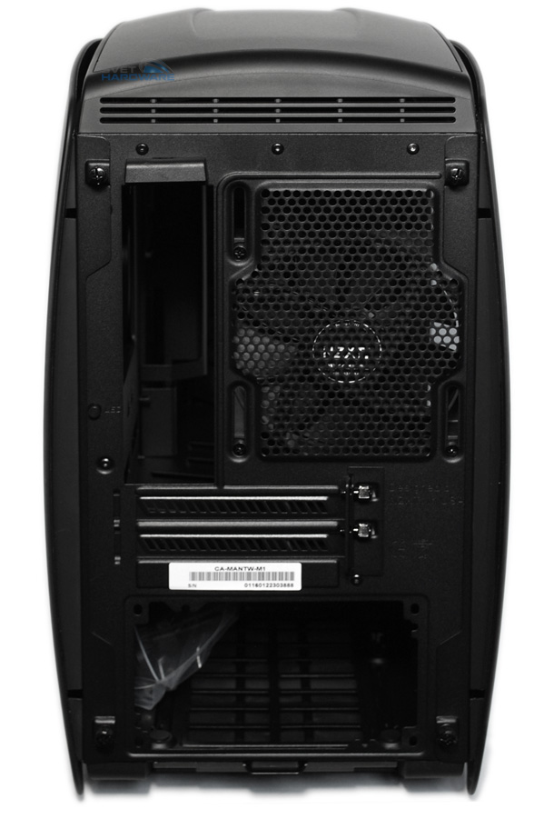 NZXT Manta: malá velká skříň