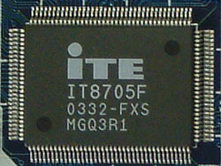 Gigabyte K8V Triton: Modrá která neurazí