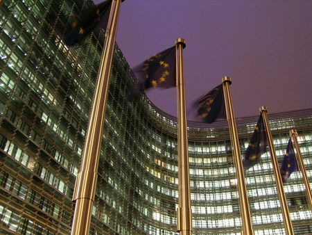 Evropská komise a námitky proti praktikám Intelu - hrozí pokuty?