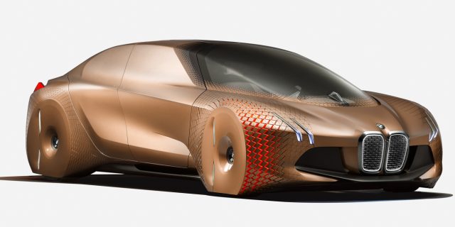 Vize BMW: chytrý motocykl se s jezdcem nepřevrátí