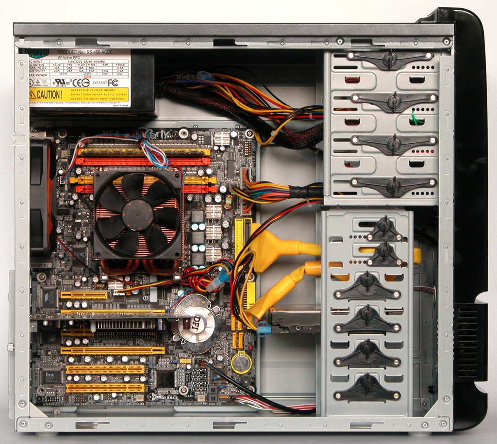 Thermaltake WingRS: levná koupě