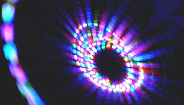 Křemíková fotonika od Intelu: technologická revoluce naší generace?