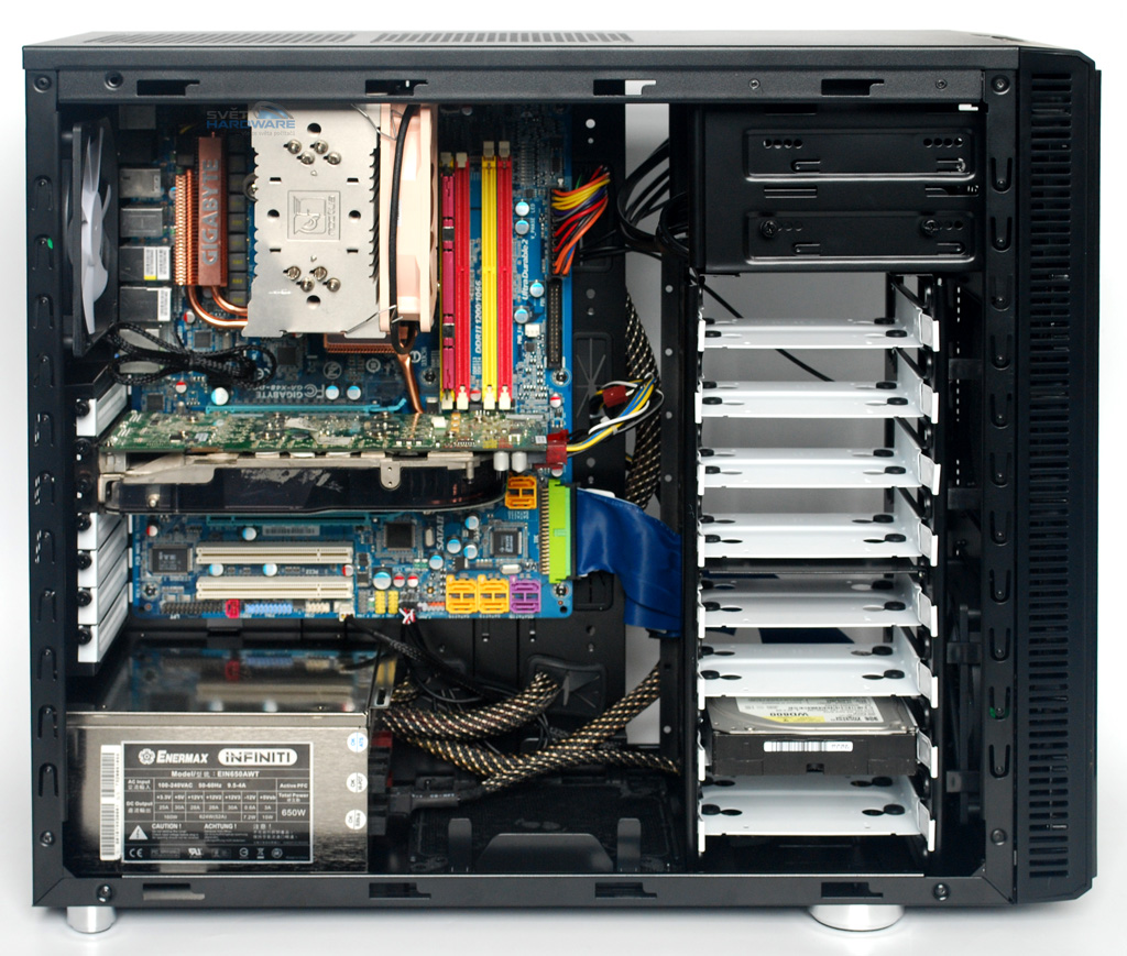 Fractal Design Define R3: funkční minimalismus