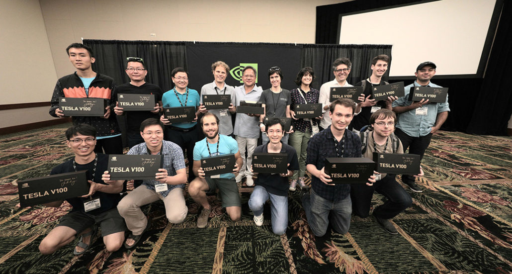 NVIDIA rozdala první karty Volta V100 předním AI institucím