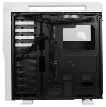 Thermaltake uvádí skříň Level 10 GT Snow Edition