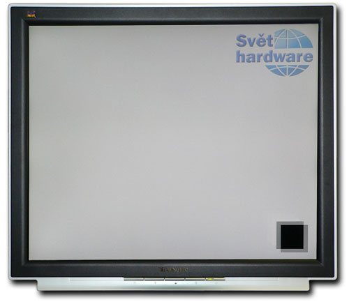 CRT monitory, třeste se! 19" LCD ViewSonic VX924 (3ms)