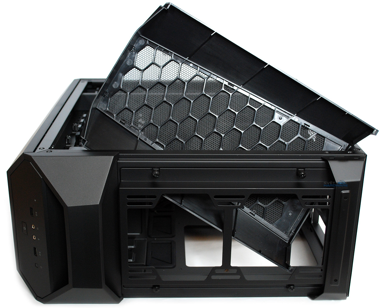 MasterCase Pro 5: počátek nové éry Cooler Masteru