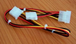 Fotogalerie: GeForce FX 5900 od společnosti MSI