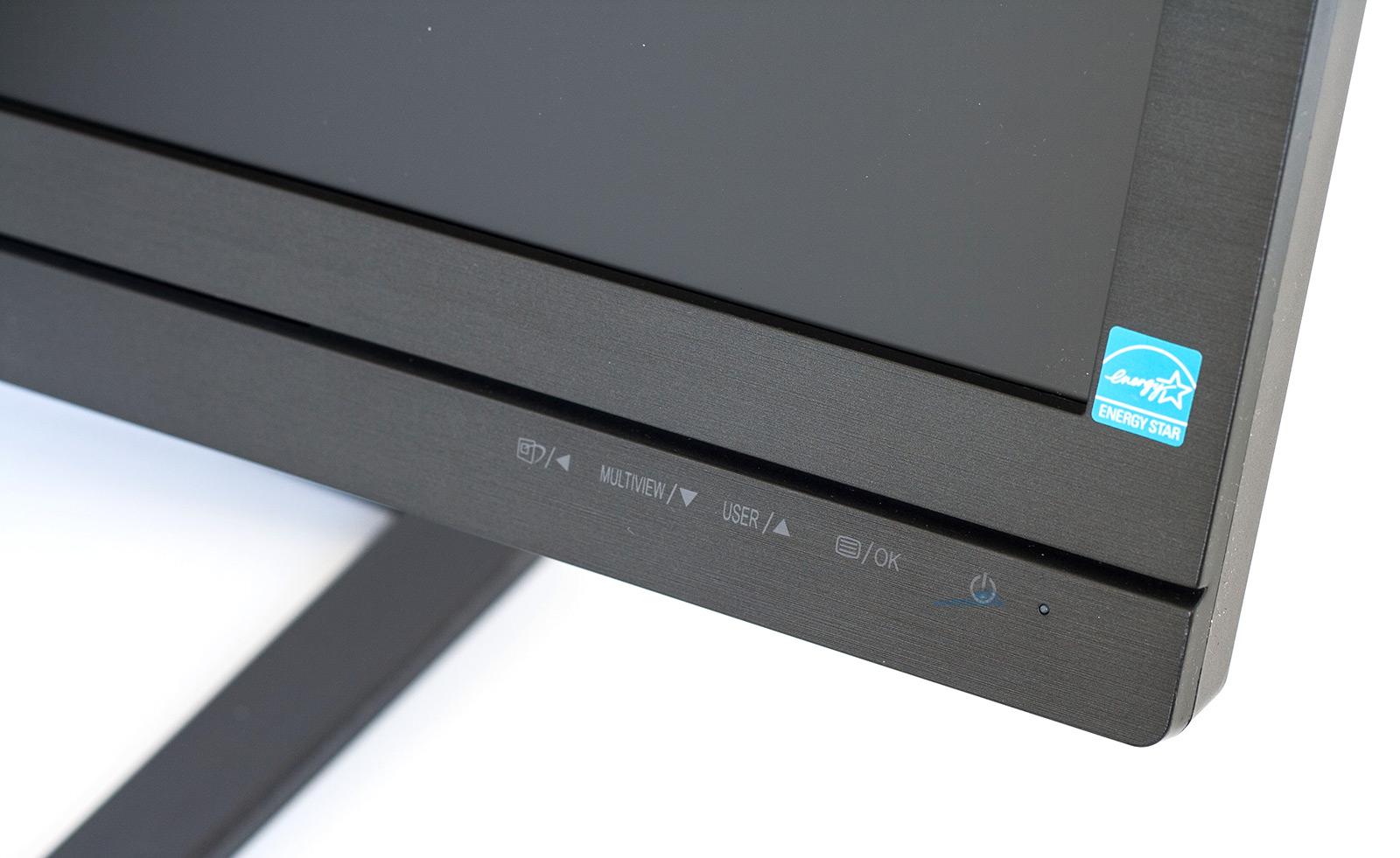 Philips 272C4QPJKAB: nadějná sedmadvacítka