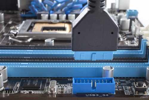 Asus nabídne základní desku s piny pro USB 3.0 na předním I/O panelu