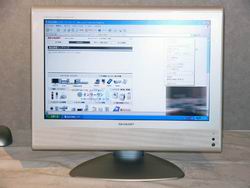 Dva nové LCD panely od Sharpu