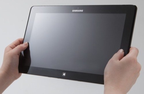 Samsung uvedl přenosné počítače Series 5 Slate a Series 7 Slate