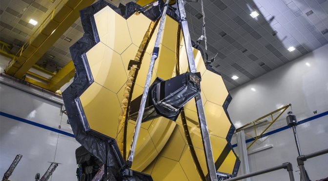 NASA opět odložila start teleskopu JWST, obává se také námořních pirátů