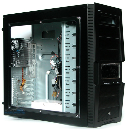 Aerocool Hi-Tech 7A: funkční skříň