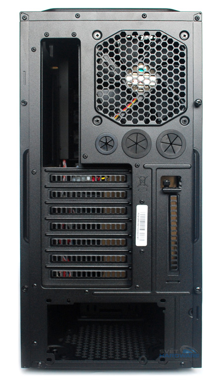 CM HAF 912 Plus: vyspělá skříň