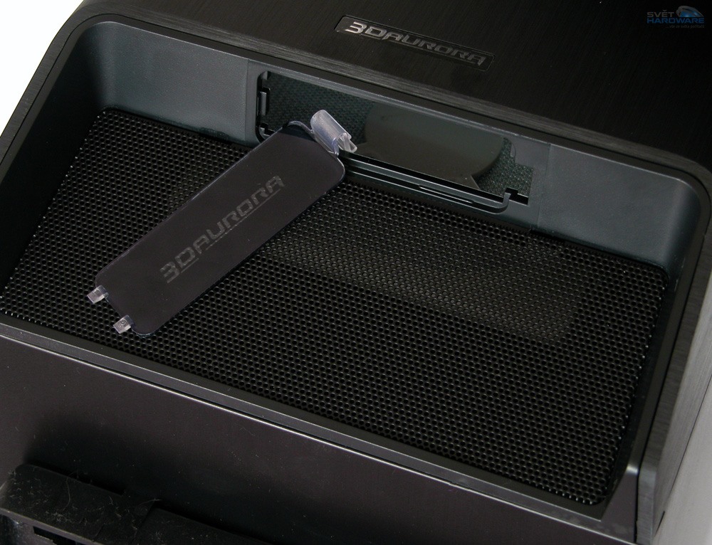 Gigabyte 3D Aurora 570: hliníkový titán