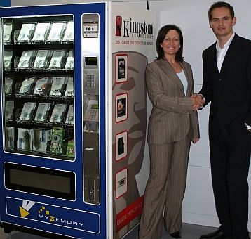 První automat na flash paměťové produkty