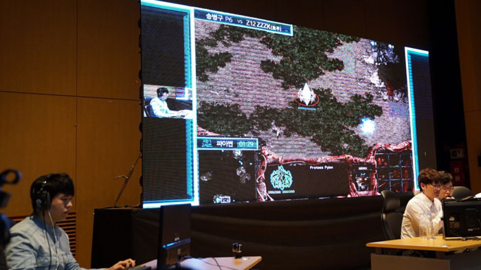 Lidé vs. AI: ve StarCraftu stále neporaženi, ale asi ne na dlouho