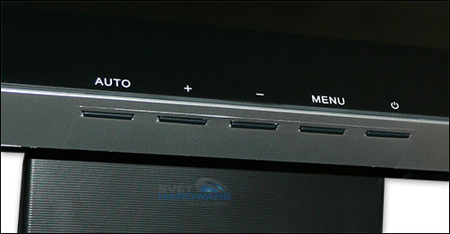 Dvojrecenze LCD EuroCase 2204: cenová bomba?