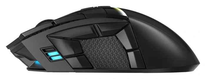 Corsair Darkstar Wireless: bezdrátová herní myš s 15 tlačítky pro MMO