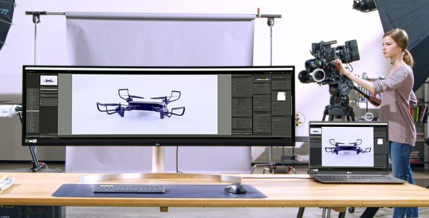 LG uvádí širokoúhlé monitory 38GL950G a 49WL95
